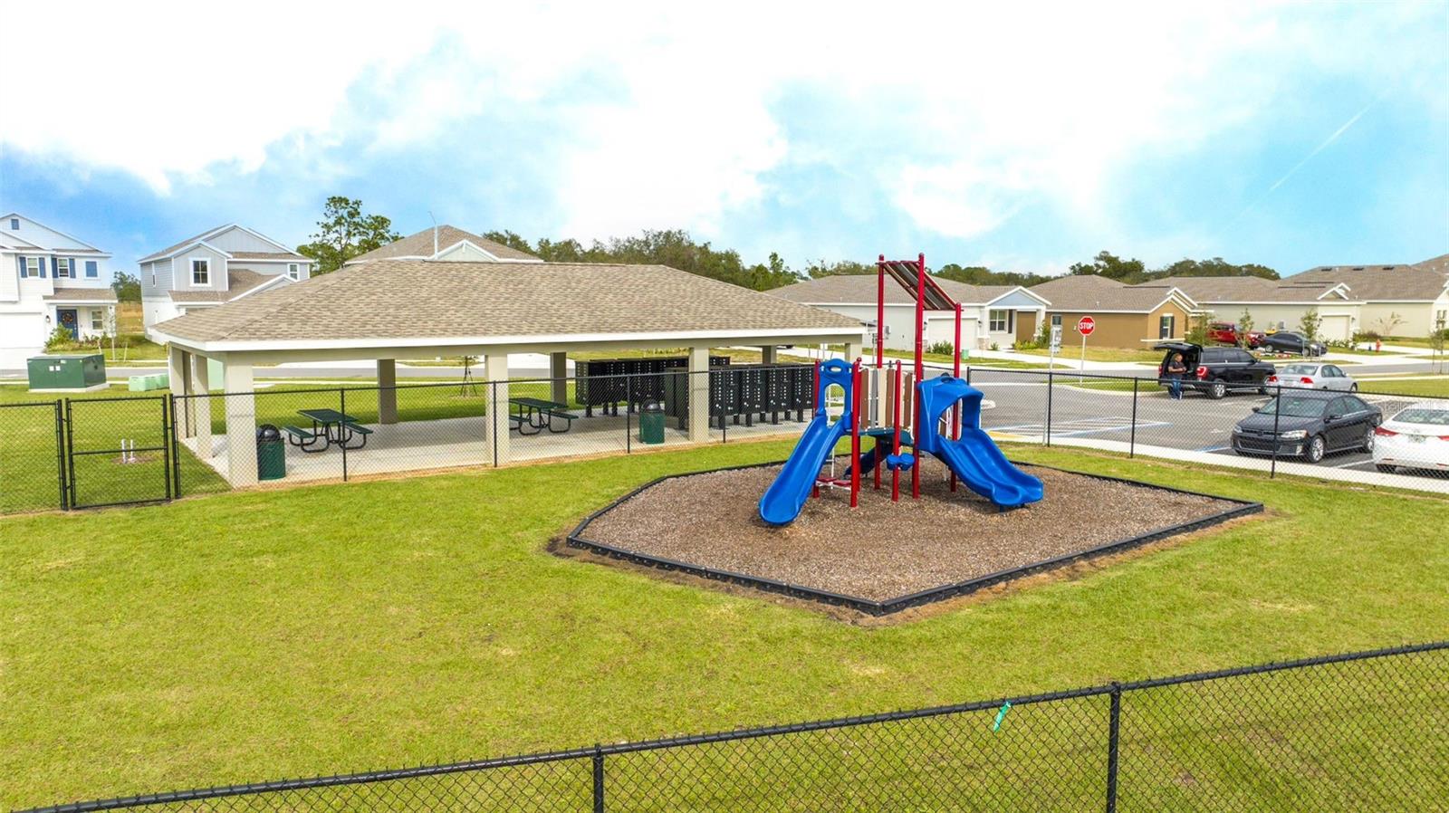 668 DARING DR, DAVENPORT, FL — photo 84