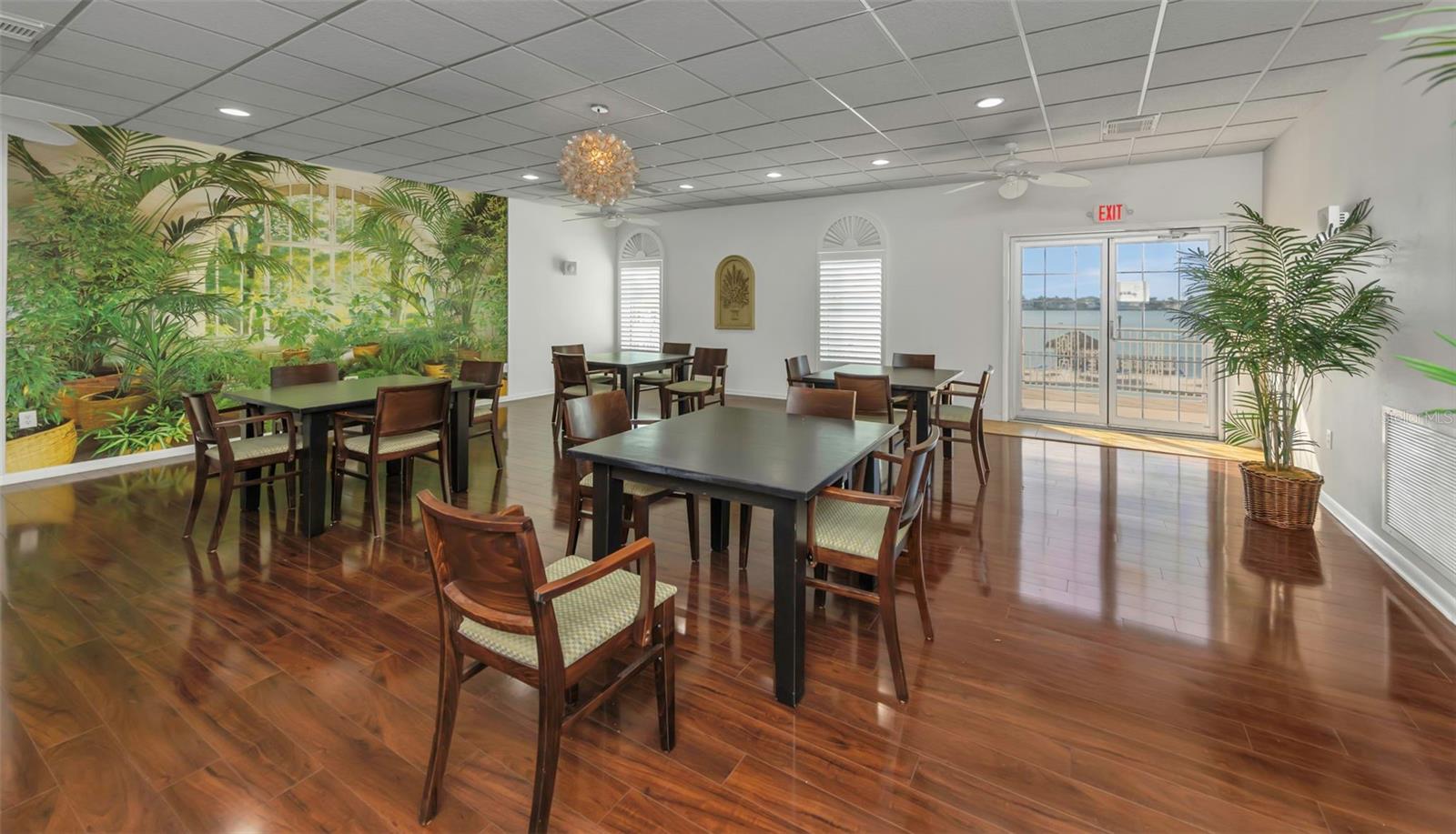 5020 BRITTANY DR S #224, ST PETERSBURG, FL — photo 32