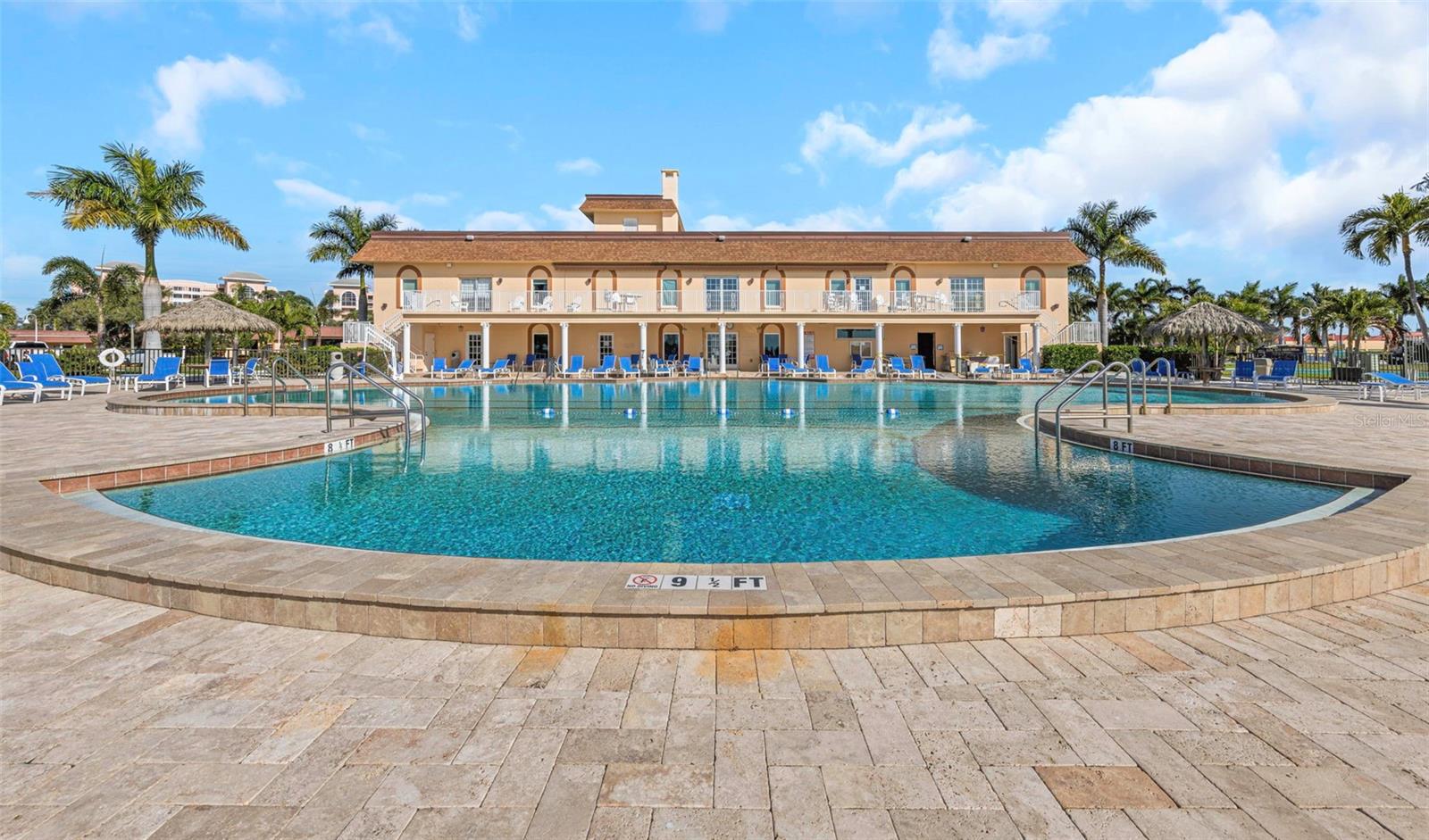 5020 BRITTANY DR S #224, ST PETERSBURG, FL — photo 44