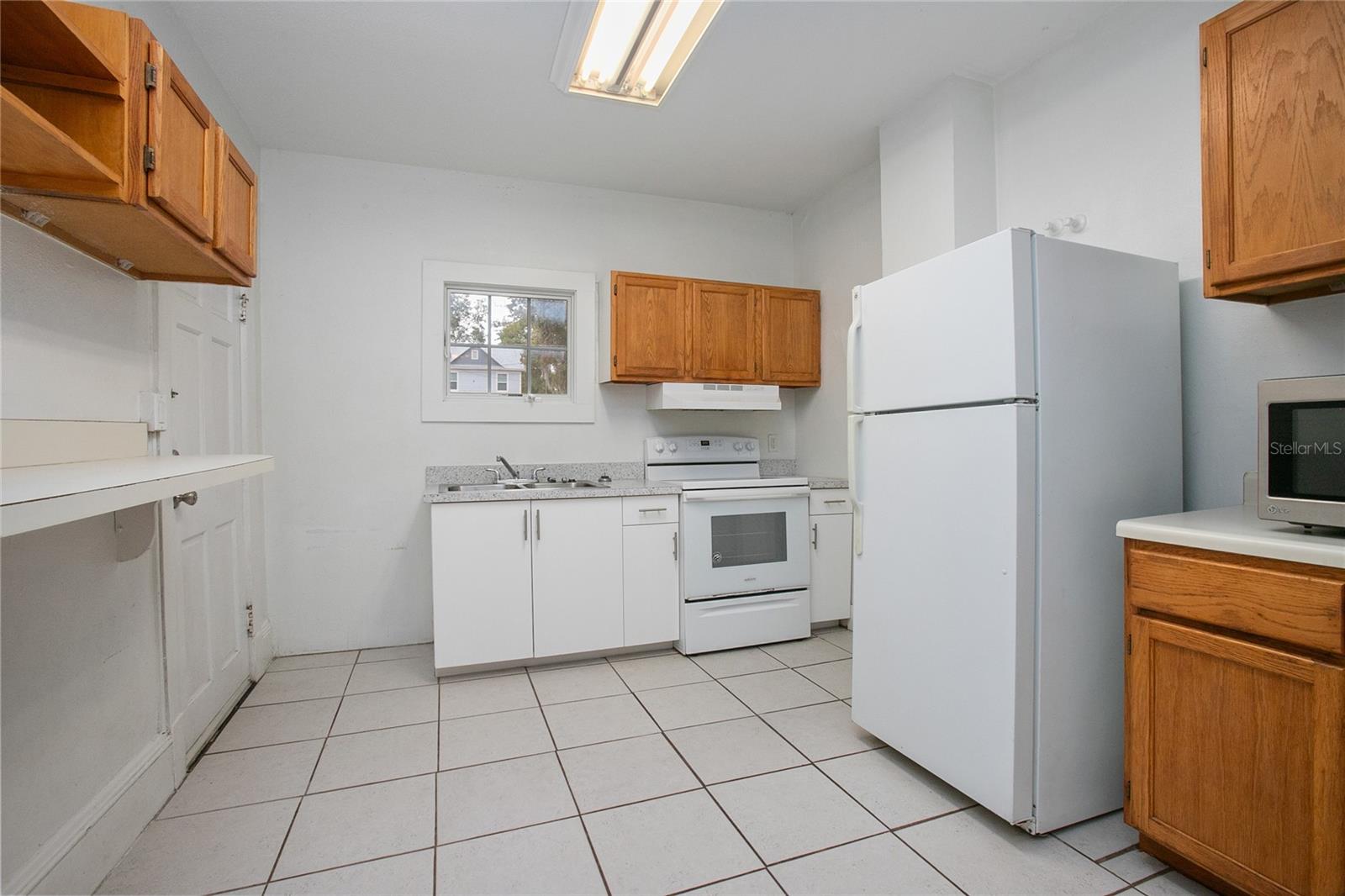 206 W WISCONSIN AVE, DELAND, FL — photo 31