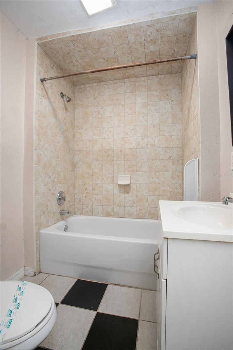206 W WISCONSIN AVE, DELAND, FL — photo 37