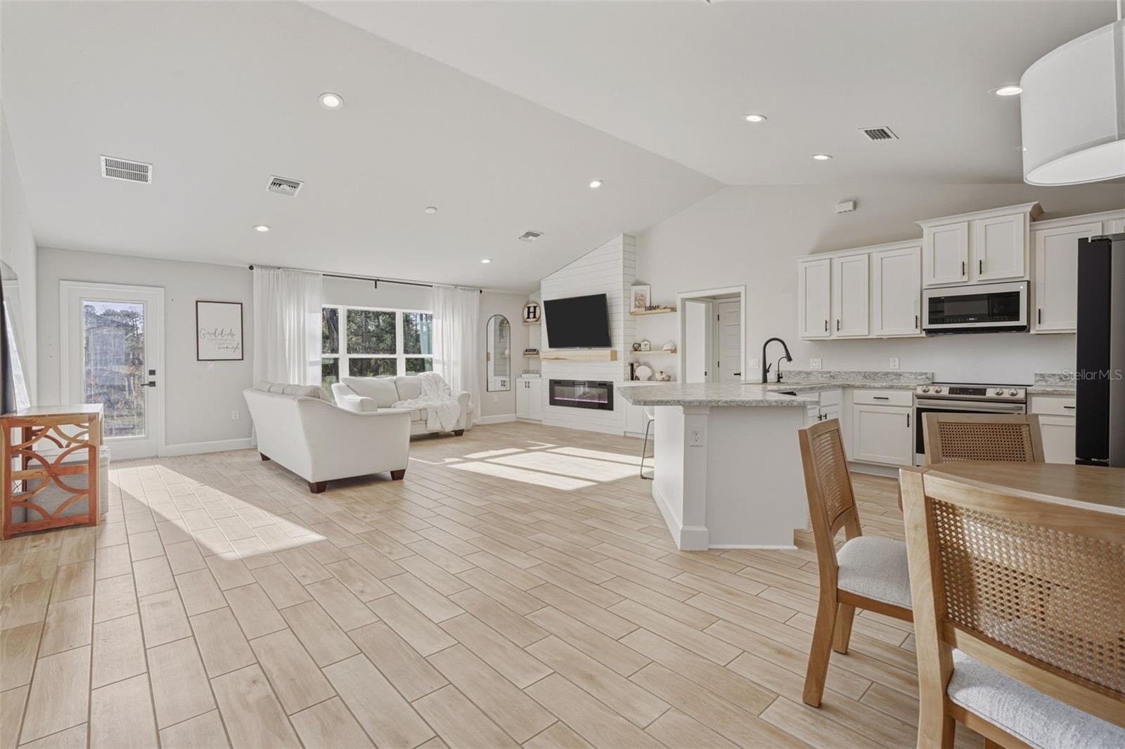 1201 LOTUS ST, PORT CHARLOTTE, FL — photo 6