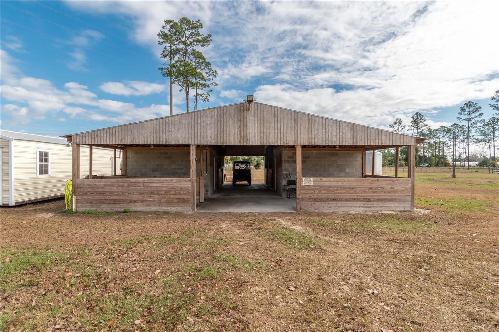 1415 SE 4TH AVE, CHIEFLAND, FL — photo 75