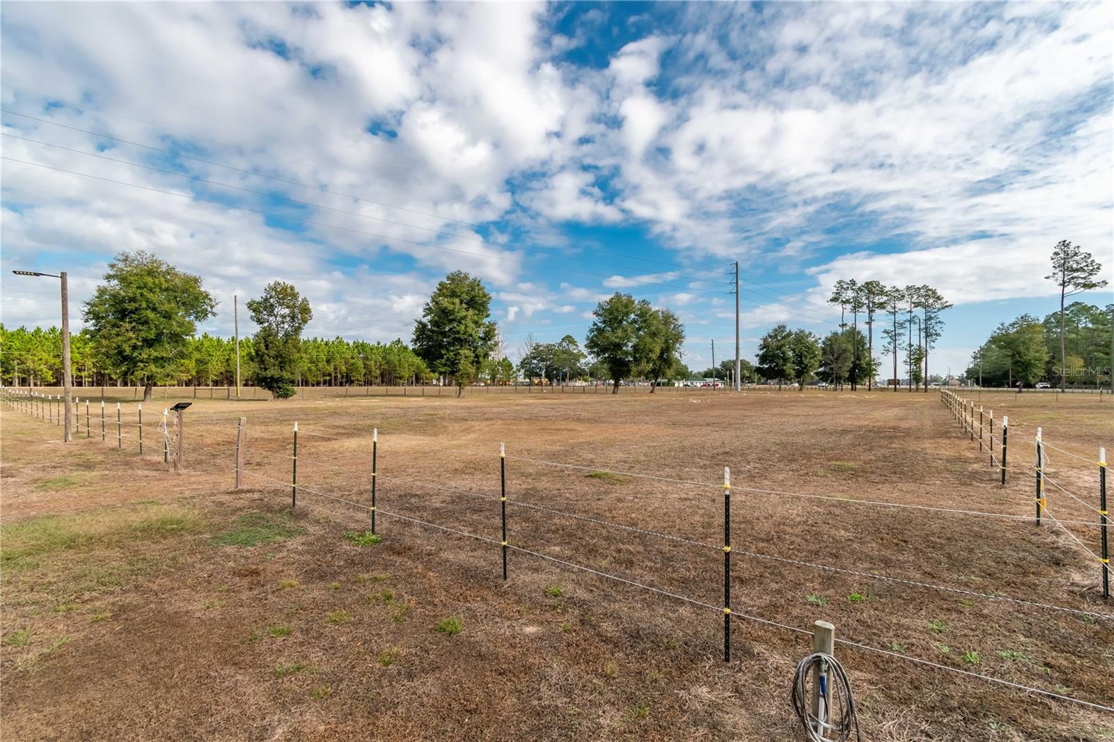 1415 SE 4TH AVE, CHIEFLAND, FL — photo 100