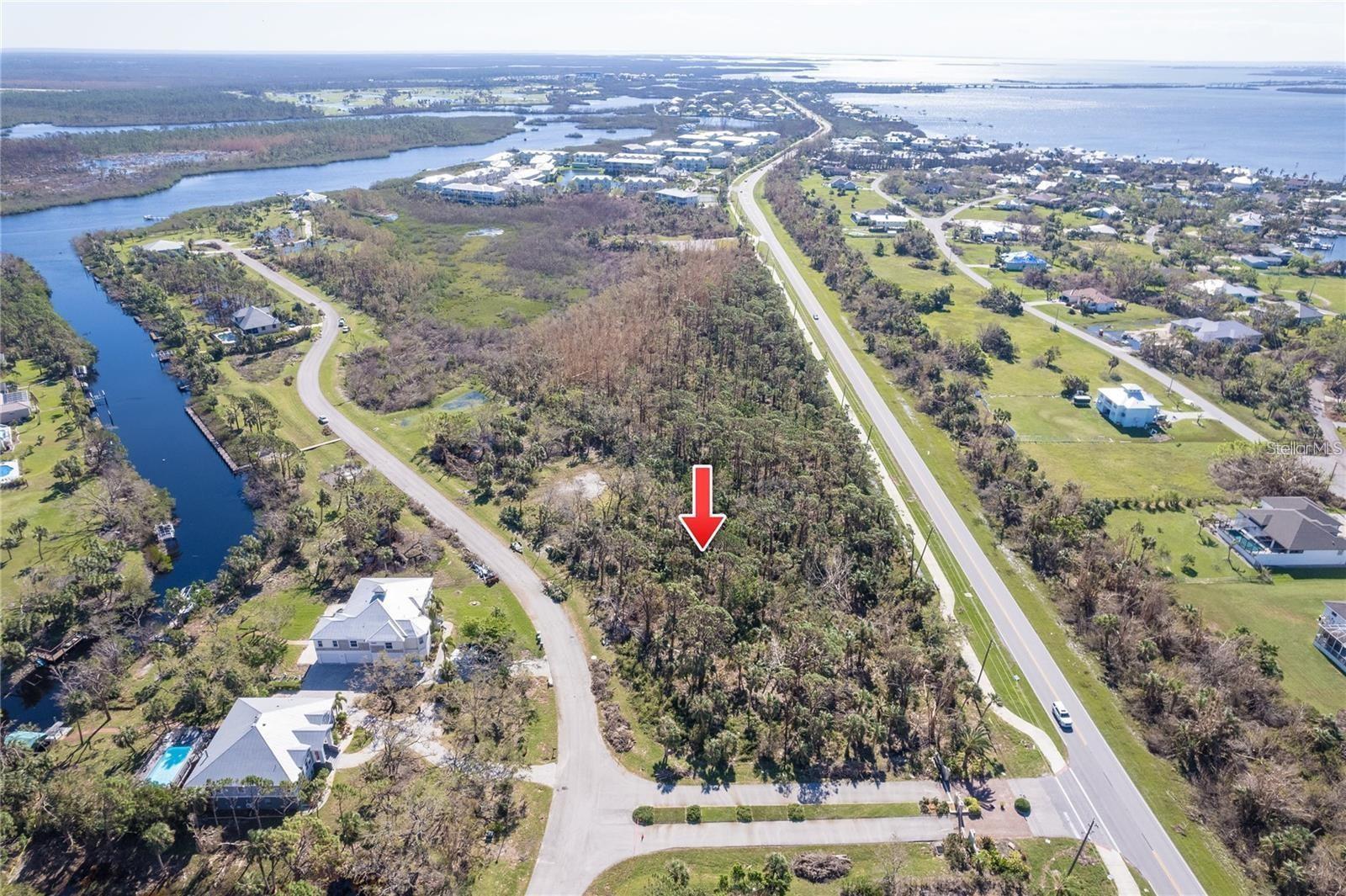10121 CREEKSIDE DR, PLACIDA, FL — photo 2