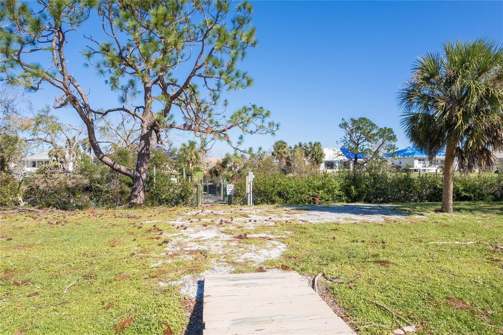 10121 CREEKSIDE DR, PLACIDA, FL — photo 4