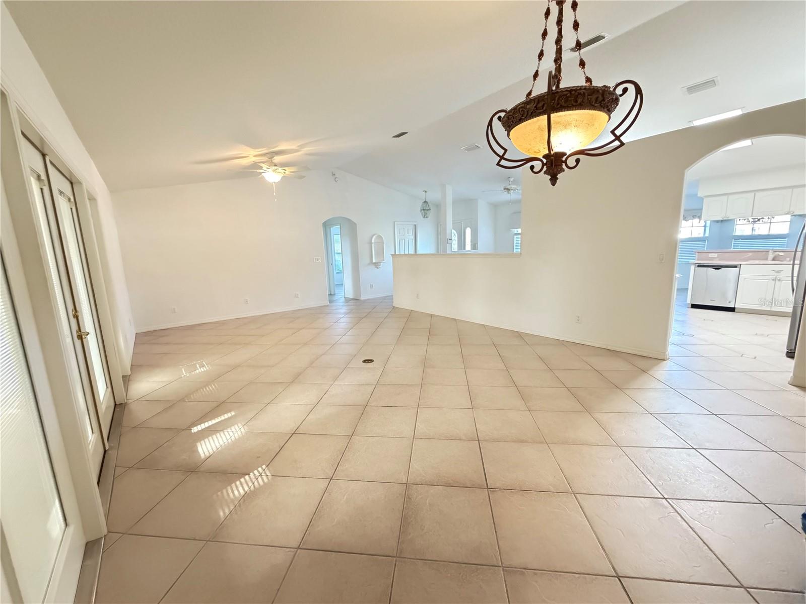 21623 REGENCY PARK LN, LEESBURG, FL — photo 10