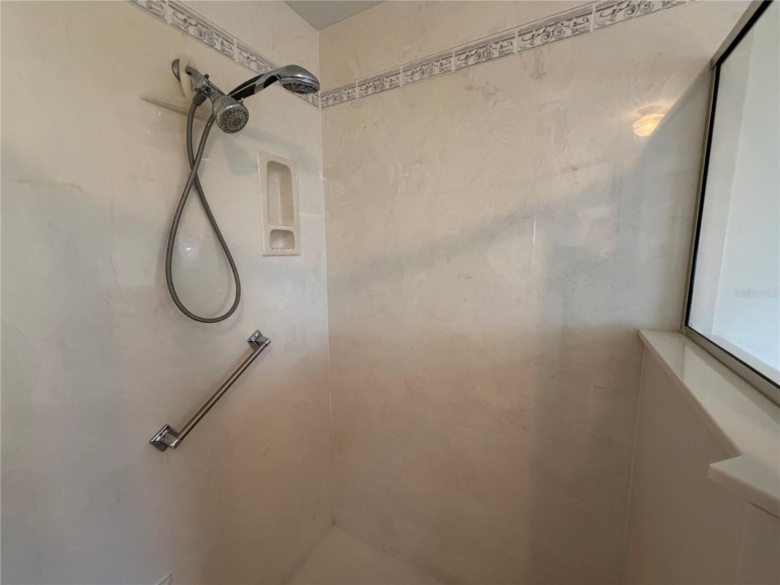 21623 REGENCY PARK LN, LEESBURG, FL — photo 35