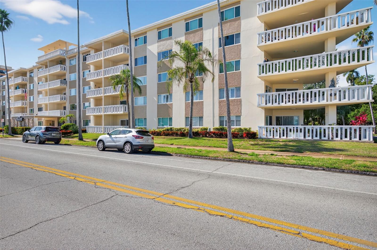 1200 N SHORE DR NE #201 furnished, ST PETERSBURG, FL — photo 58