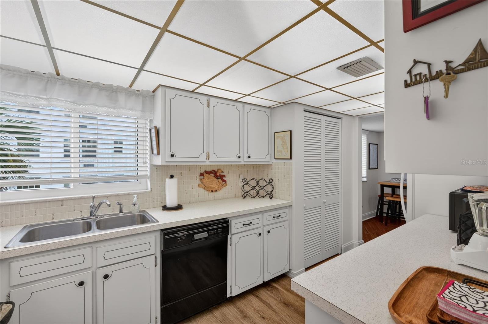 1200 N SHORE DR NE #201 furnished, ST PETERSBURG, FL — photo 36