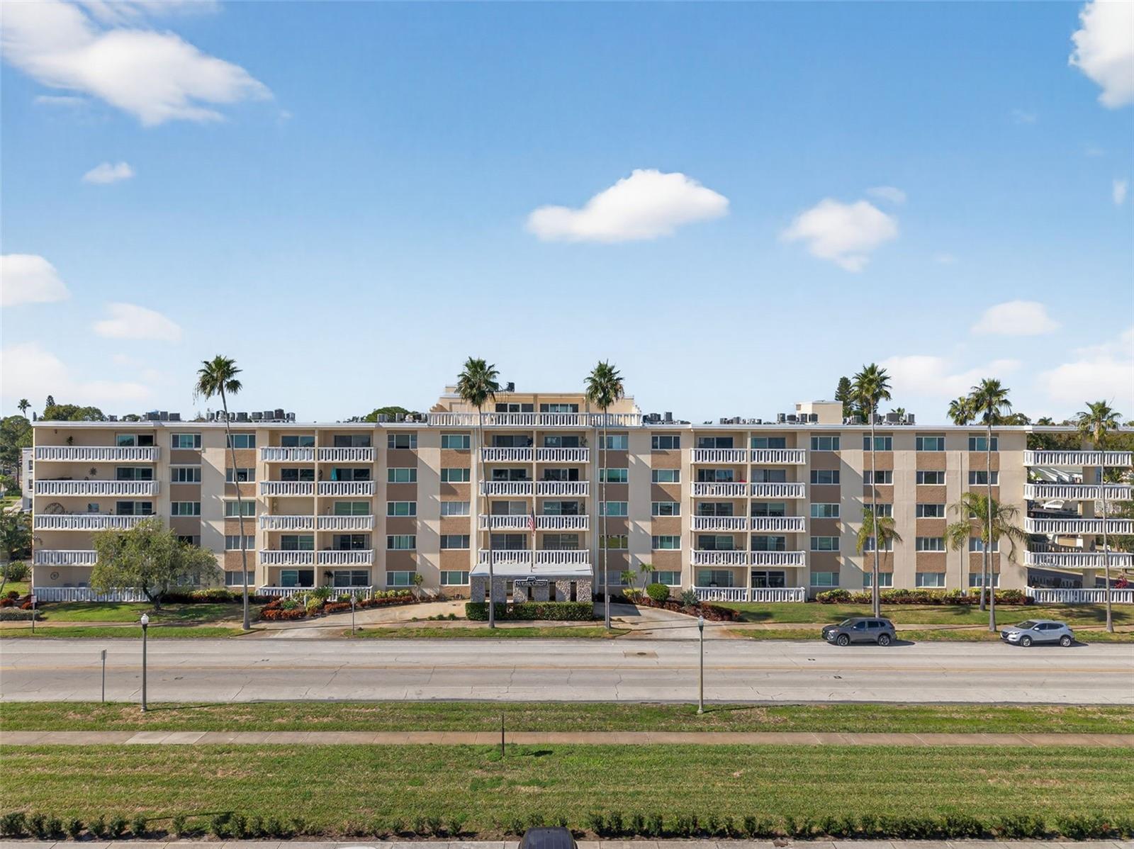 1200 N SHORE DR NE #201 furnished, ST PETERSBURG, FL — photo 40