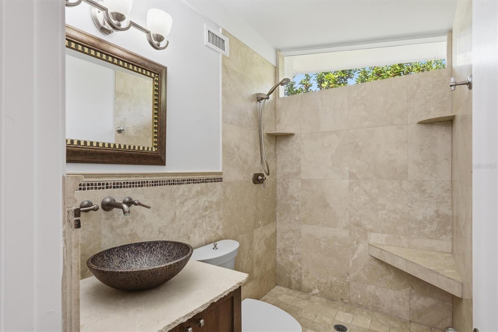 425 PARTRIDGE CIR, SARASOTA, FL — photo 28