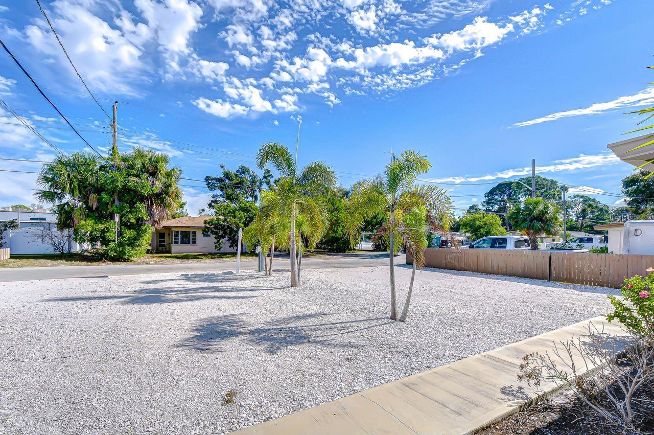 4444 17TH ST W #B, BRADENTON, FL — photo 8