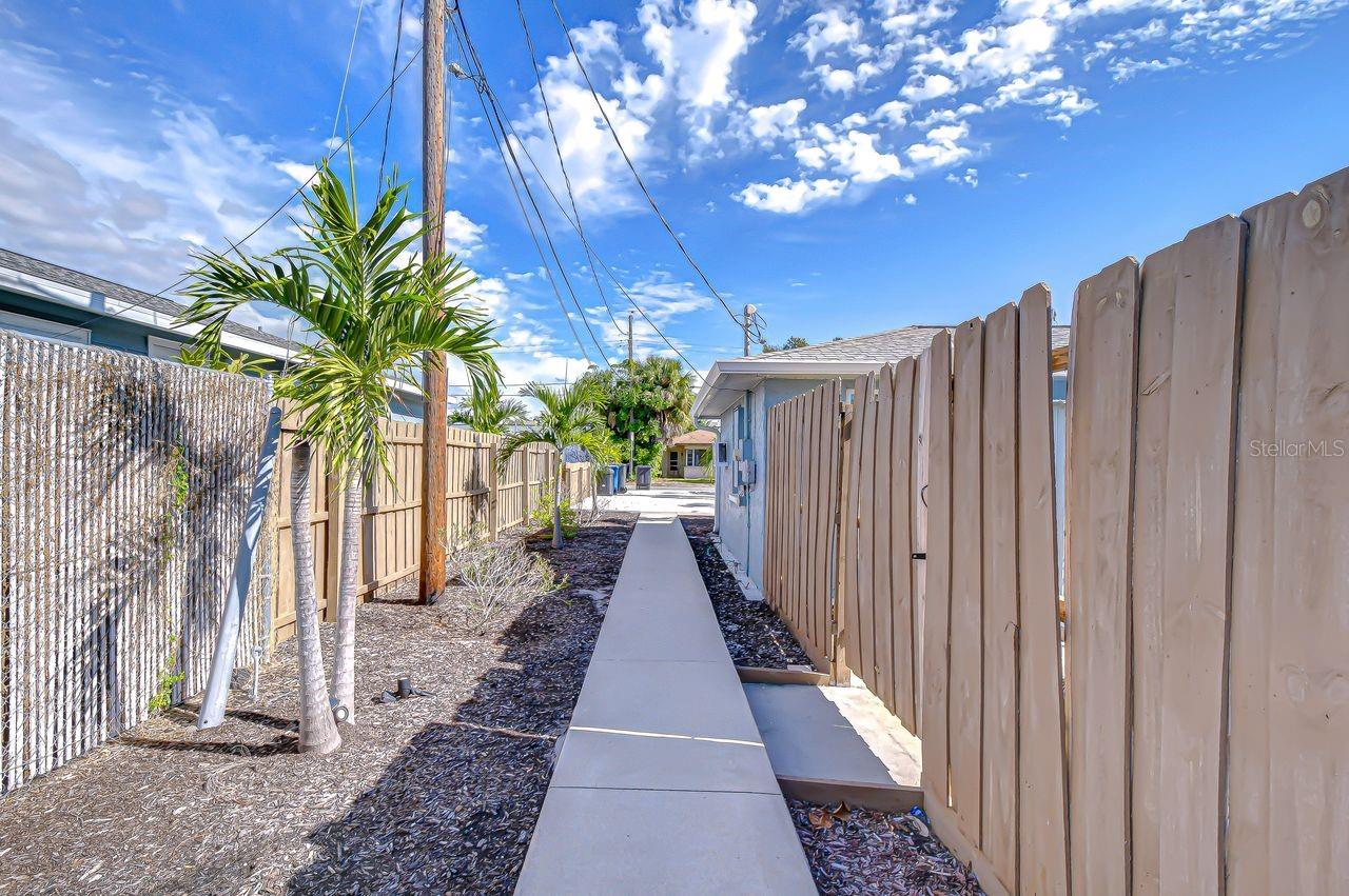 4444 17TH ST W #B, BRADENTON, FL — photo 9