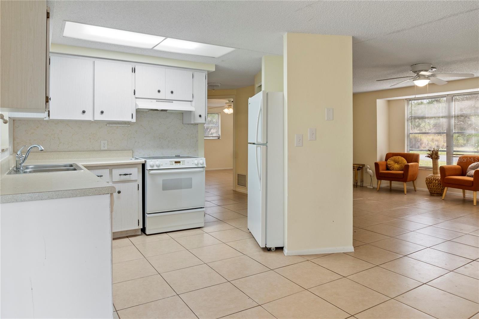 340 PERIWINKLE RD, VENICE, FL — photo 13