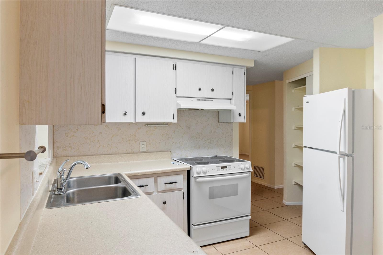 340 PERIWINKLE RD, VENICE, FL — photo 14