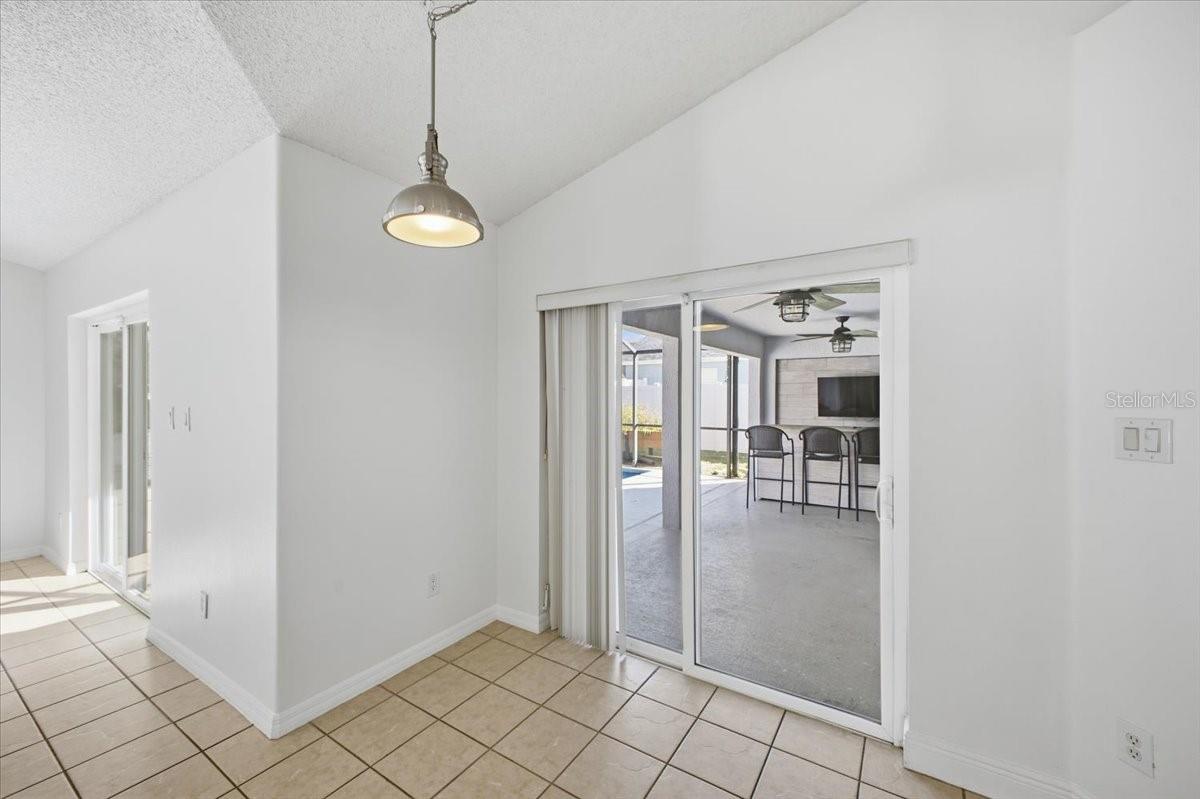 3133 SAMOSA HILL CIR, CLERMONT, FL — photo 44