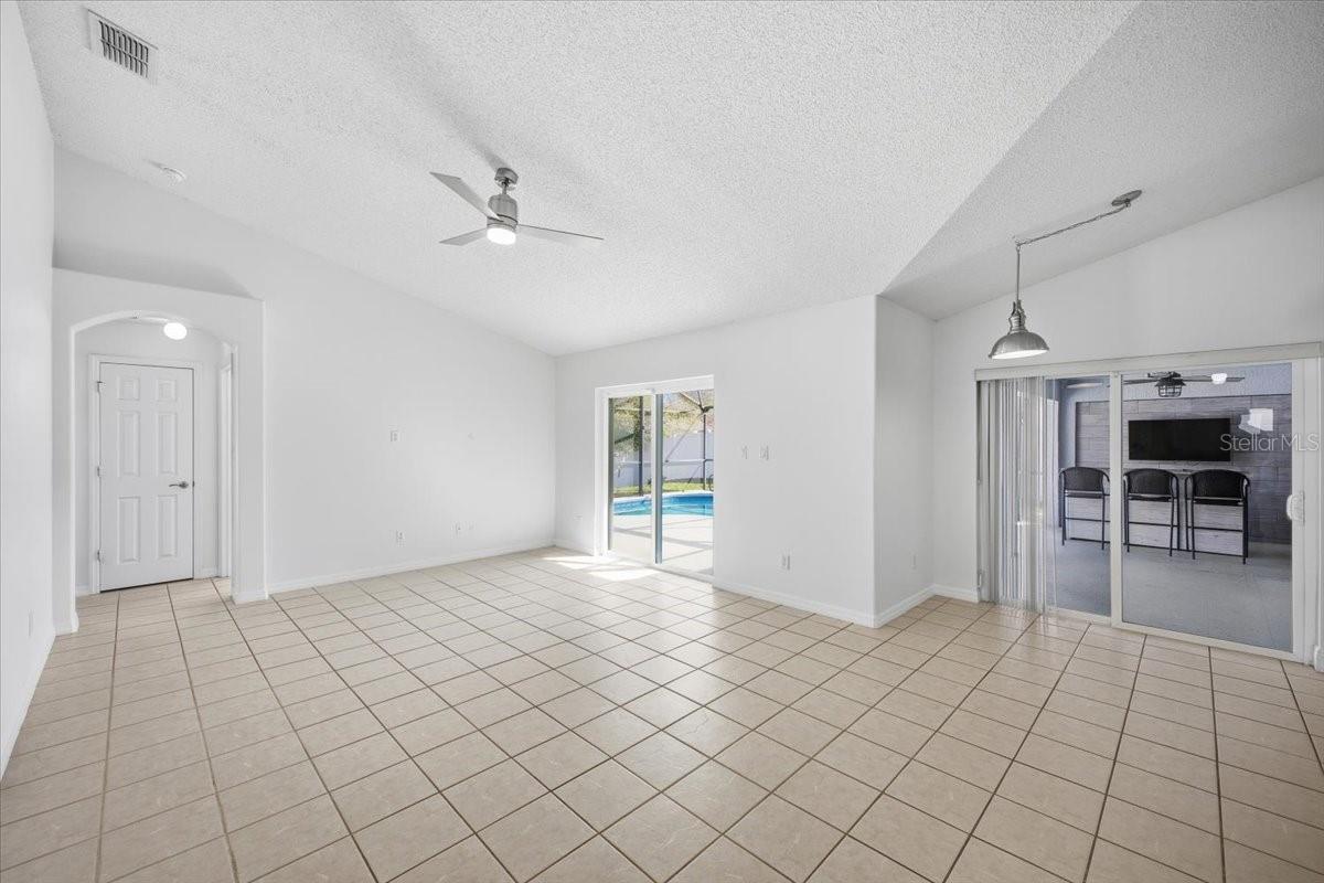 3133 SAMOSA HILL CIR, CLERMONT, FL — photo 50