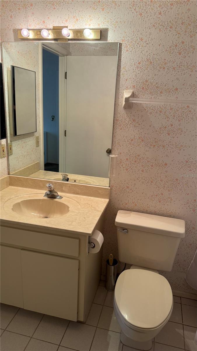 4640 WEYBRIDGE #12, SARASOTA, FL — photo 8