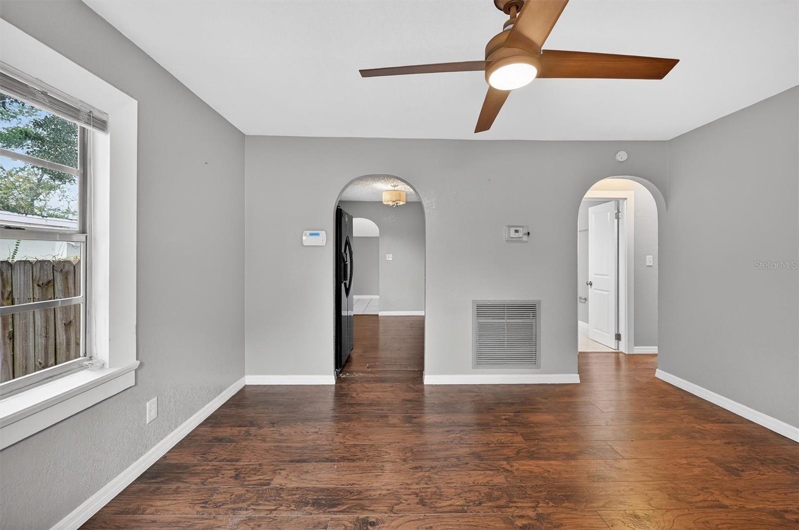 1908 E JEAN ST, TAMPA, FL — photo 11