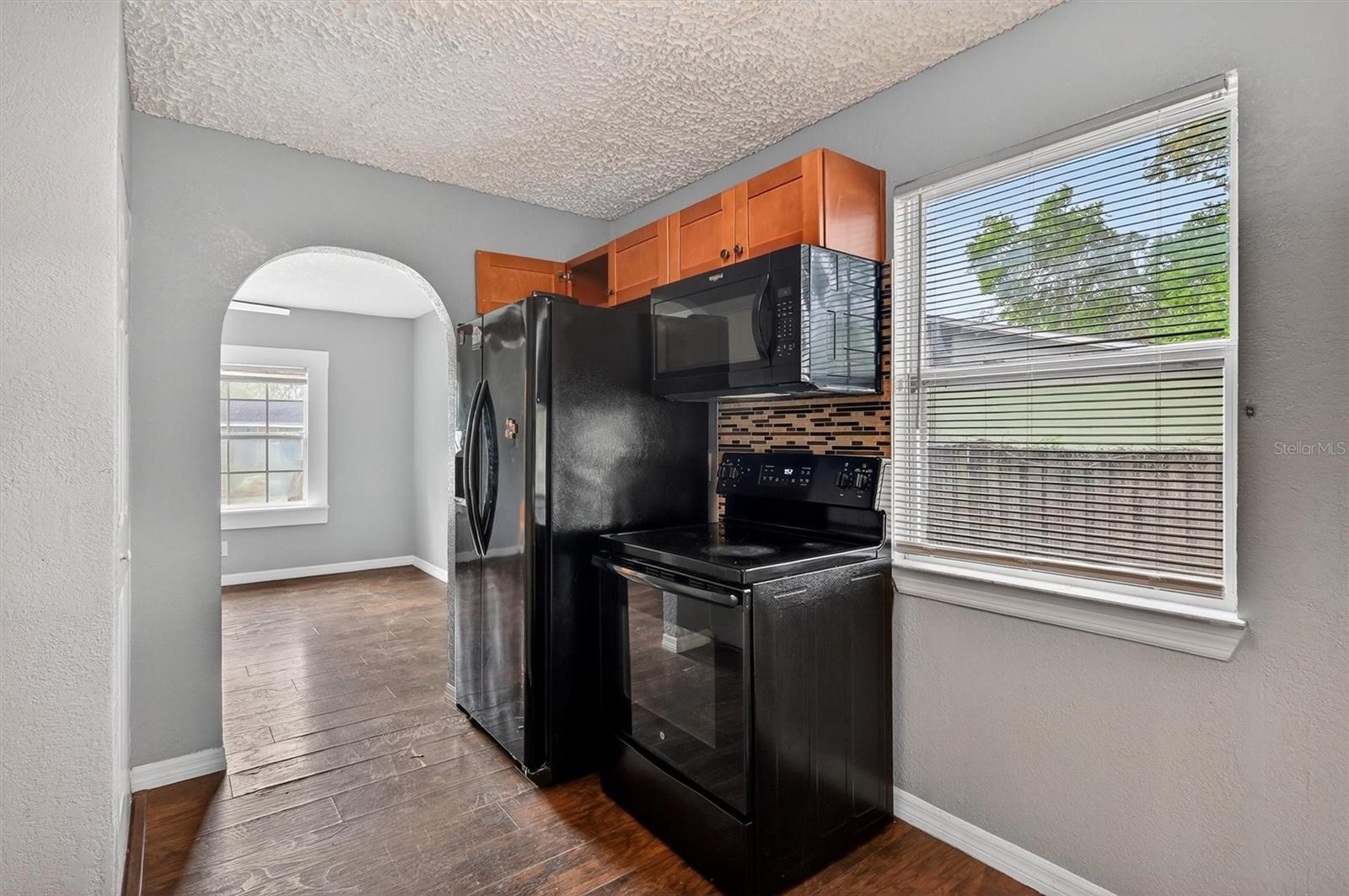1908 E JEAN ST, TAMPA, FL — photo 15
