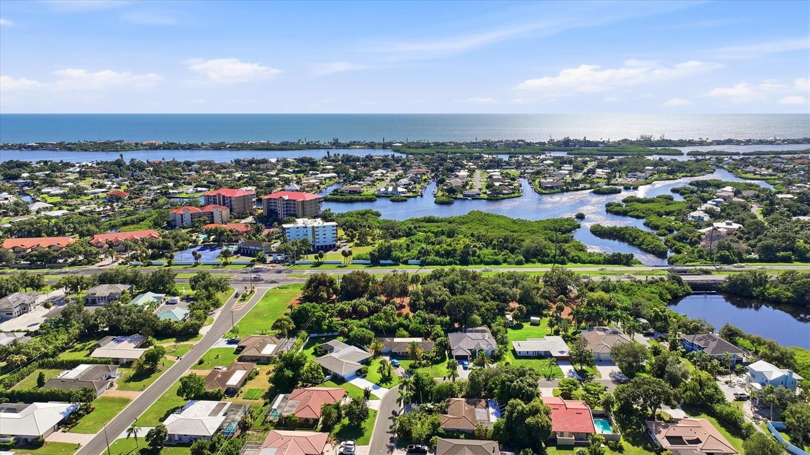 2099 S TAMIAMI TRL N, OSPREY, FL — photo 38
