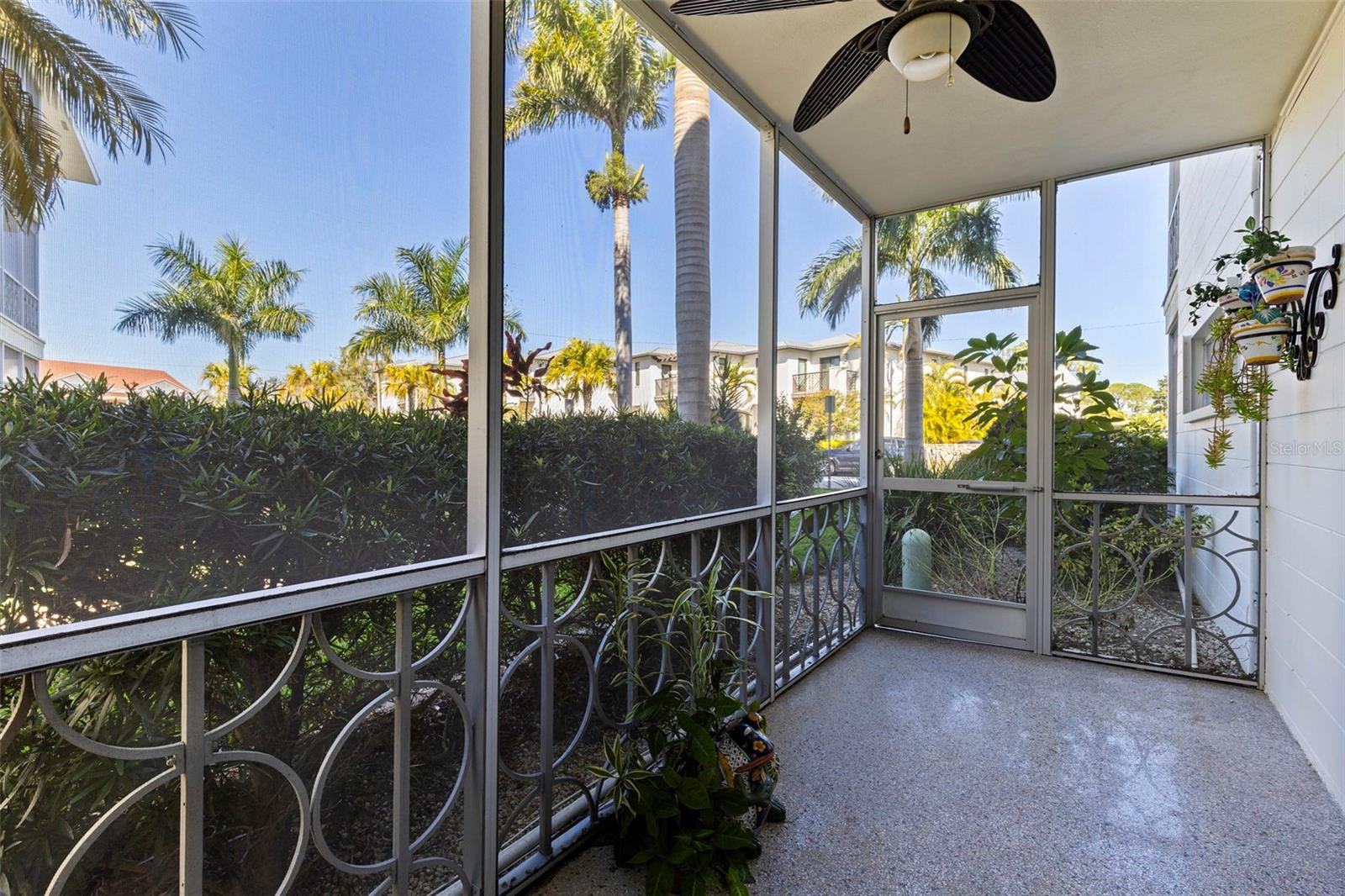 1036 NORTH SHORE DR NE #1, ST PETERSBURG, FL — photo 21