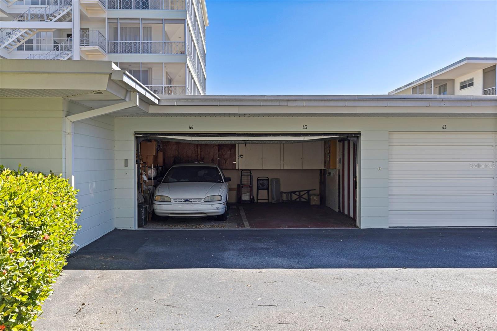 1036 NORTH SHORE DR NE #1, ST PETERSBURG, FL — photo 26