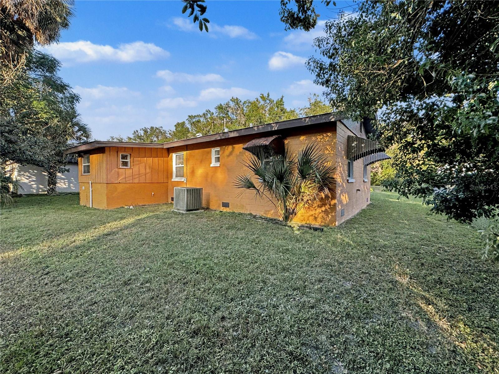 612 KENSINGTON ST, EUSTIS, FL — photo 35
