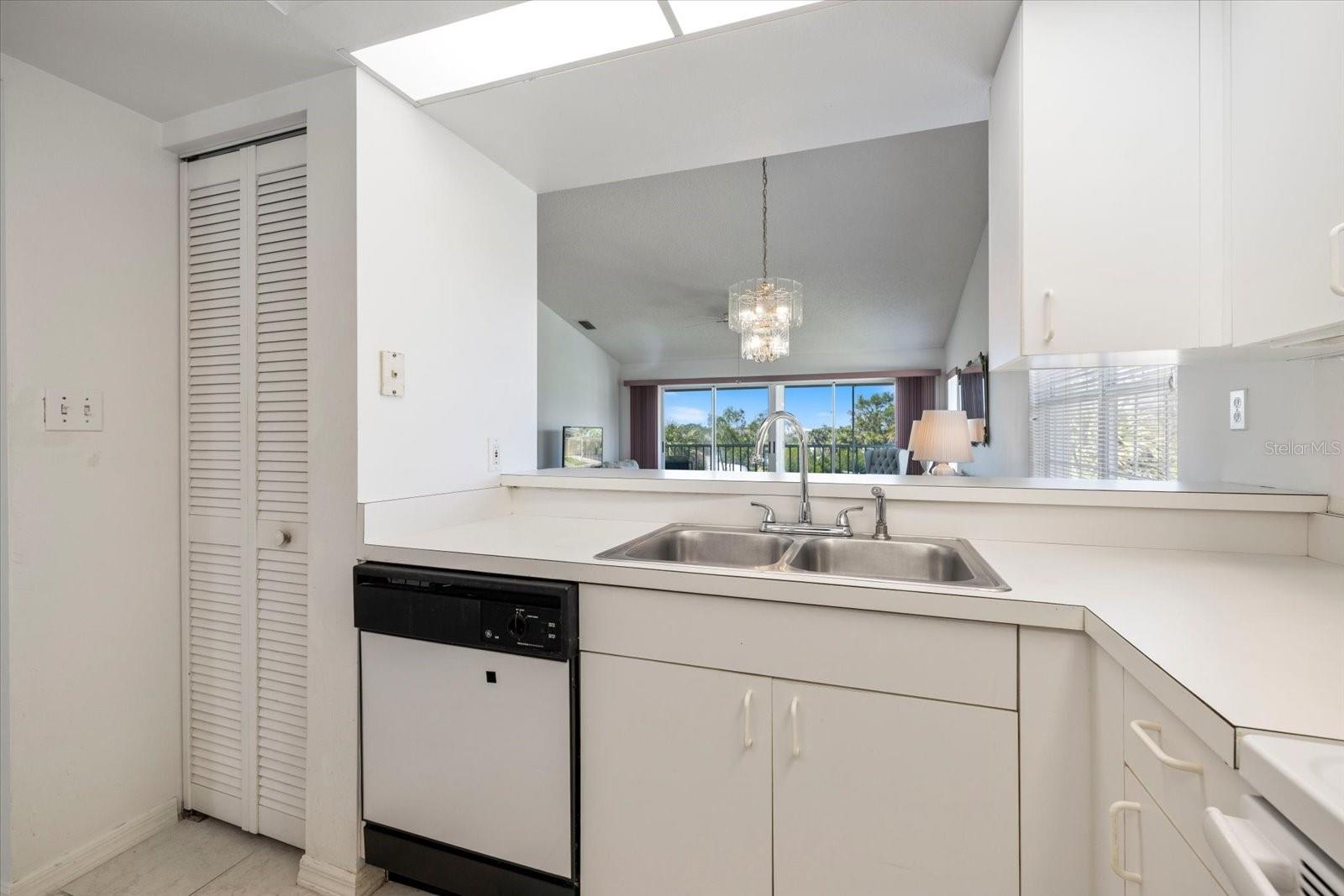 841 WATERSIDE DR #206, VENICE, FL — photo 13