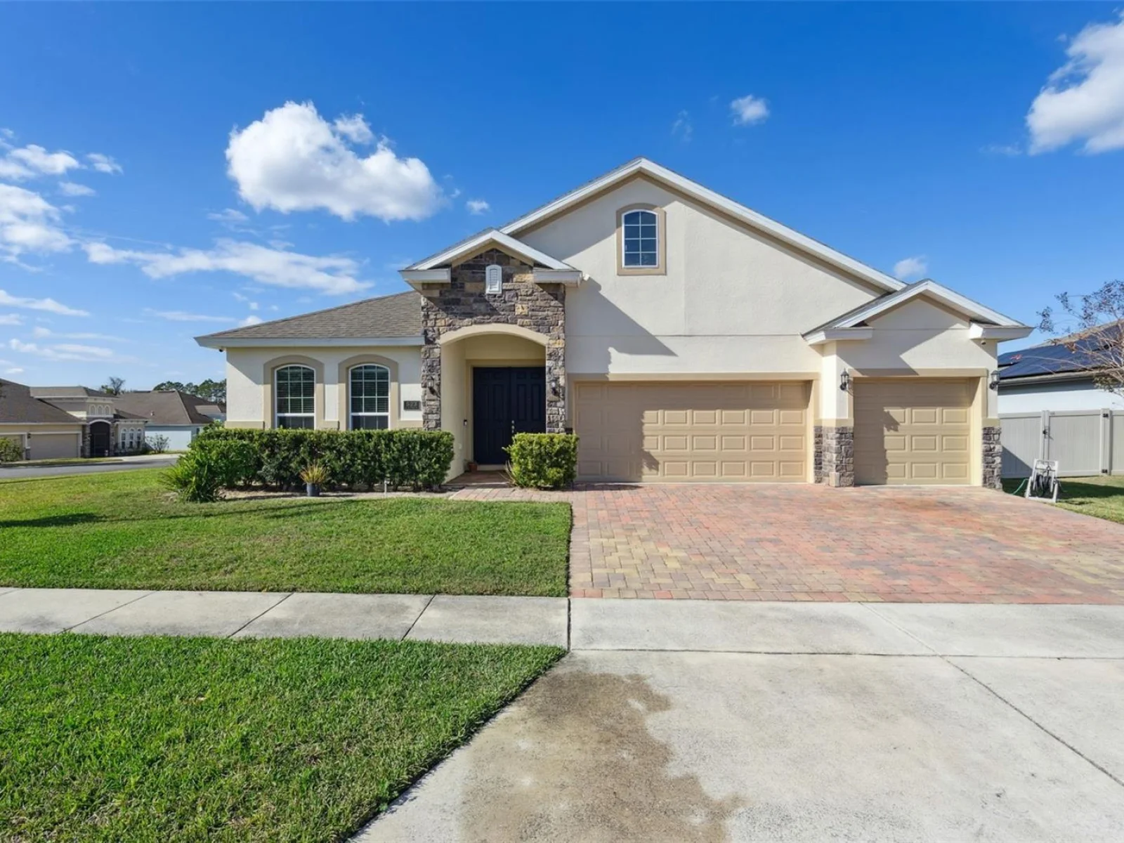 523 BELLISSIMO PL, HOWEY IN THE HILLS, FL — photo 1
