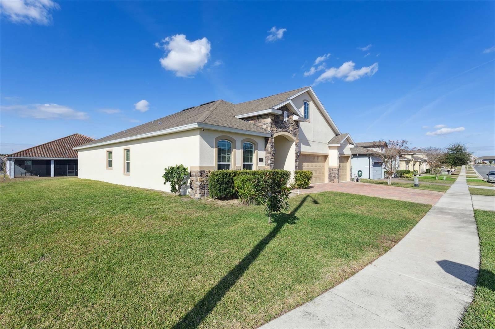 523 BELLISSIMO PL, HOWEY IN THE HILLS, FL — photo 3