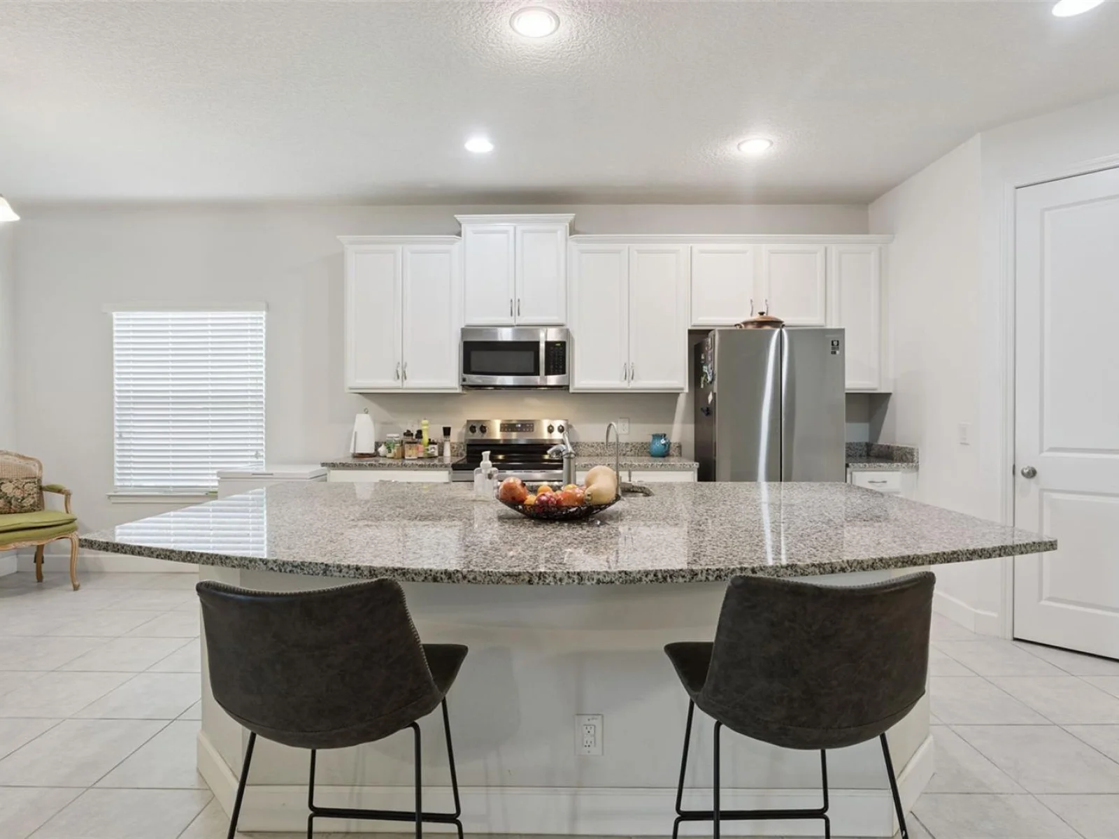523 BELLISSIMO PL, HOWEY IN THE HILLS, FL — photo 34