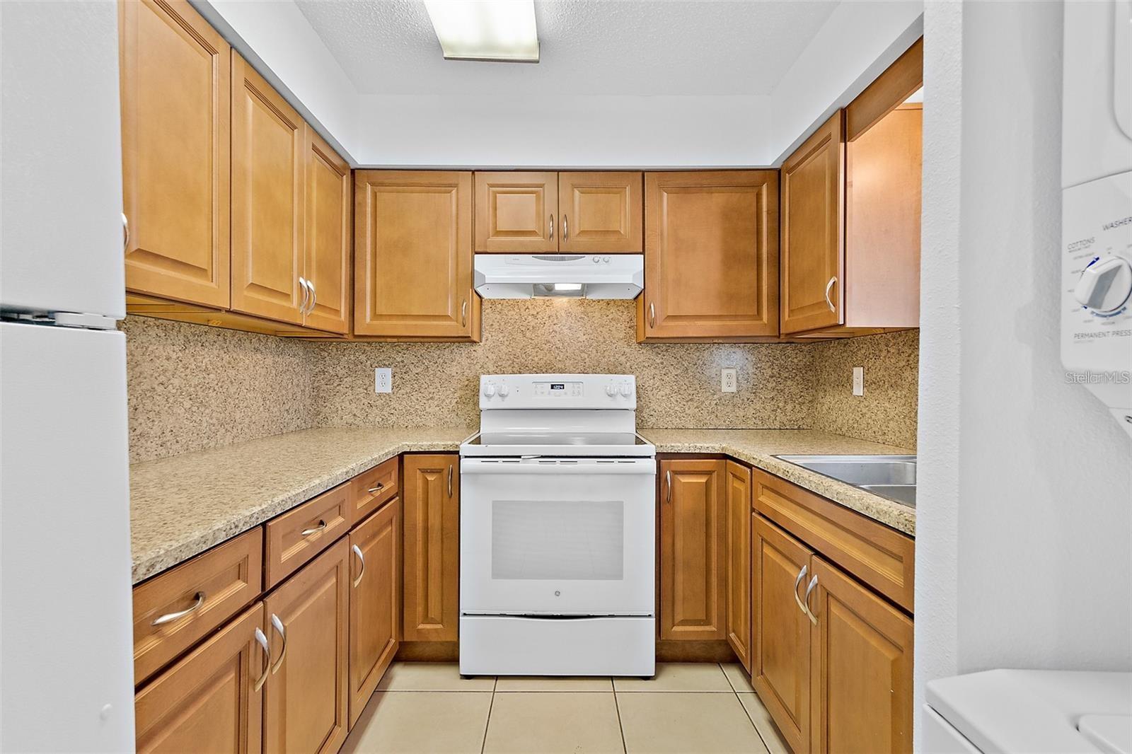 2258 S DAYTONA AVE #B, FLAGLER BEACH, FL — photo 8