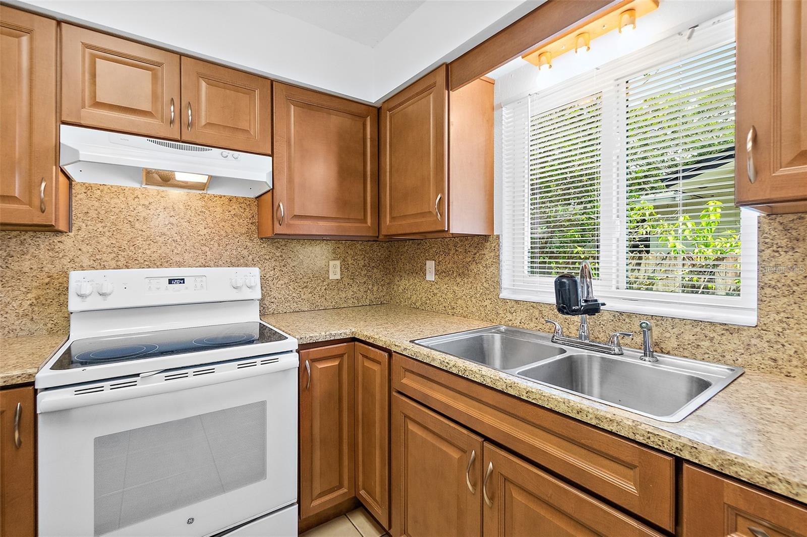 2258 S DAYTONA AVE #B, FLAGLER BEACH, FL — photo 9