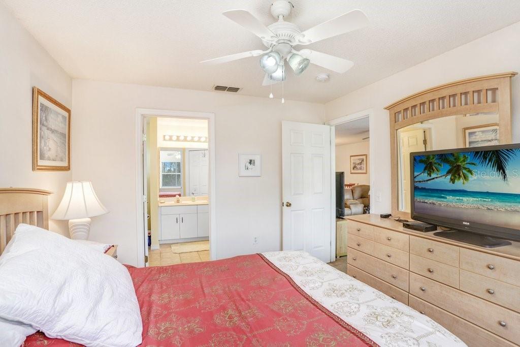 116 OCEAN BLUFF DR, KISSIMMEE, FL — photo 10