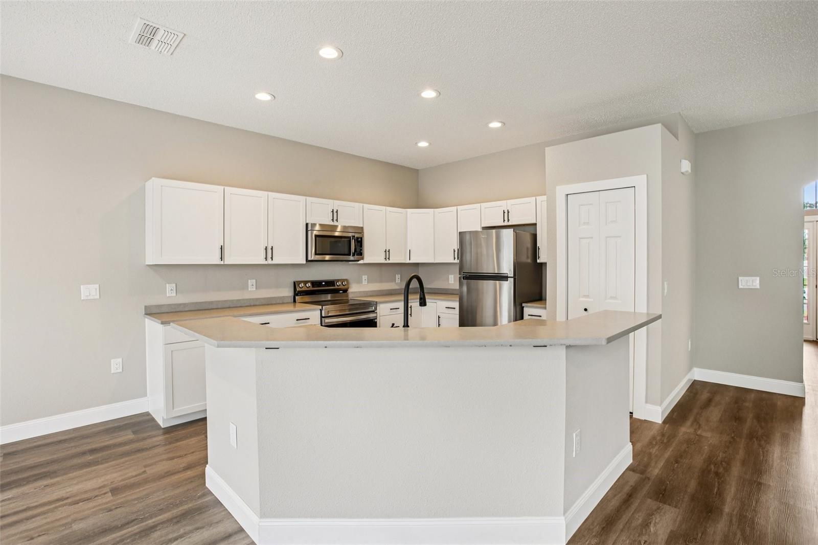2700 SIERRA VISTA WAY, HOLIDAY, FL — photo 14