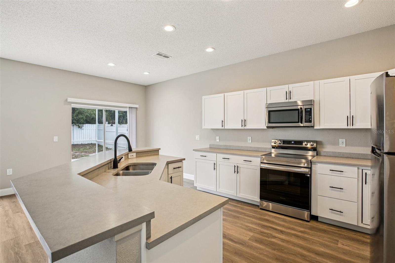 2700 SIERRA VISTA WAY, HOLIDAY, FL — photo 15
