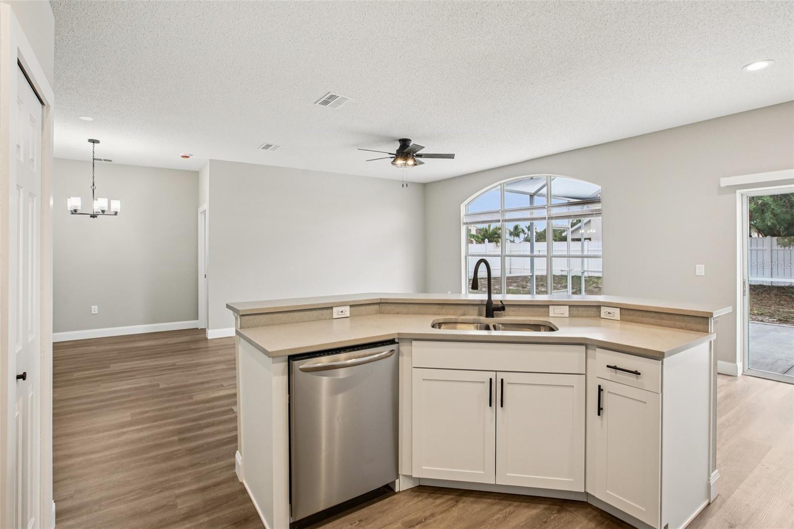 2700 SIERRA VISTA WAY, HOLIDAY, FL — photo 16