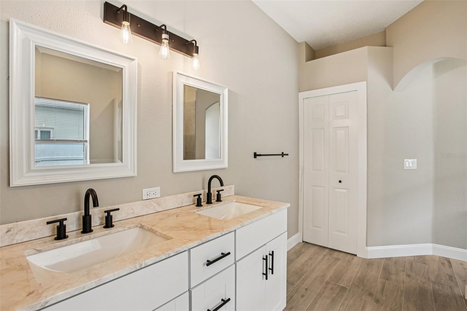 2700 SIERRA VISTA WAY, HOLIDAY, FL — photo 30