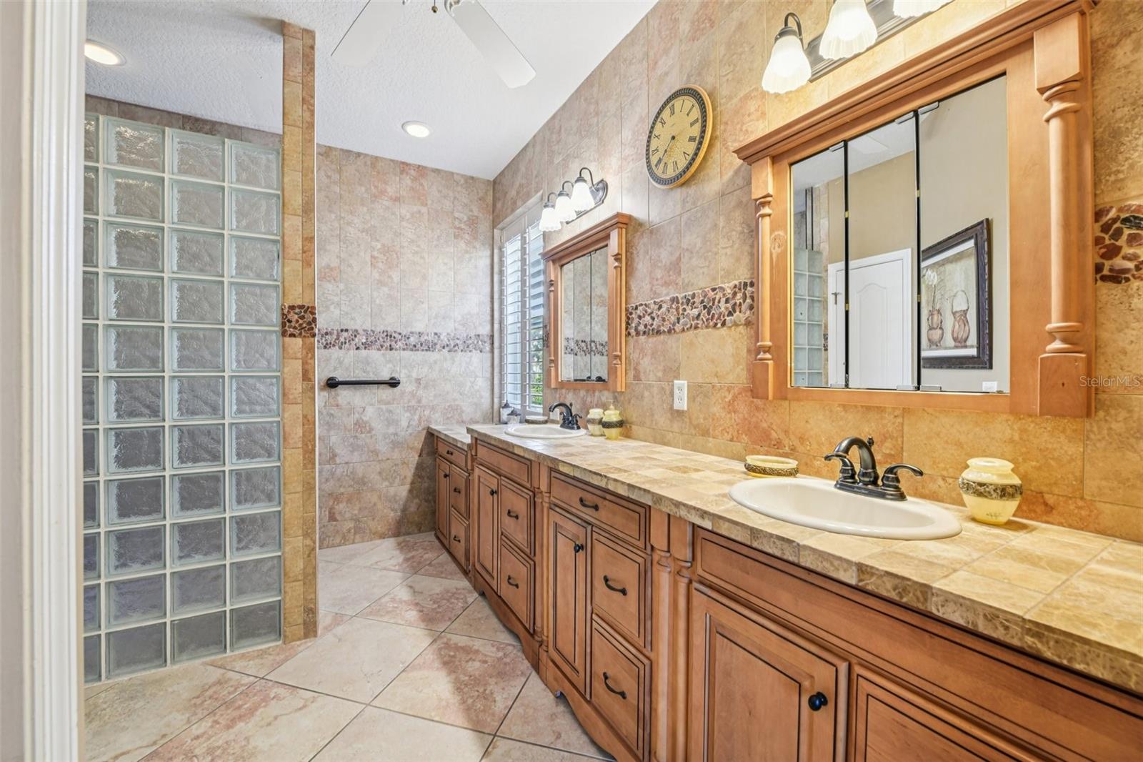 8013 PINE HOLLOW DR, MOUNT DORA, FL — photo 44