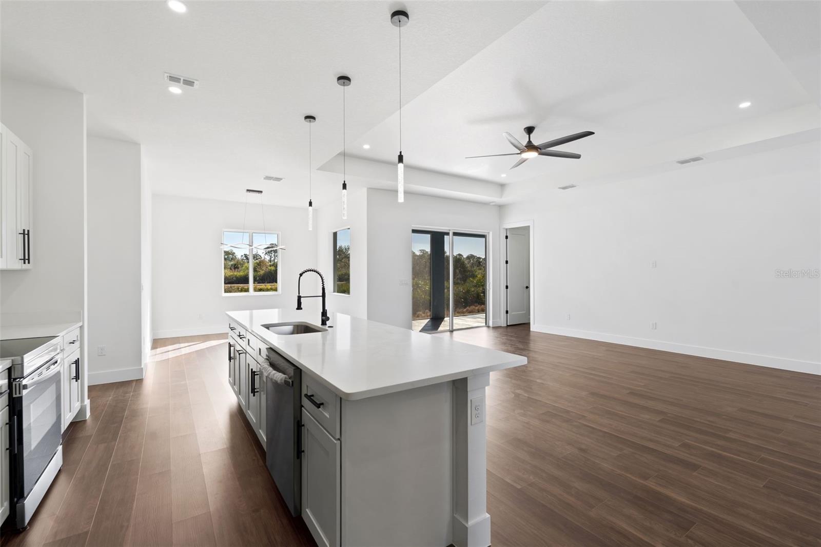 97 BRIG CIR E, PLACIDA, FL — photo 5