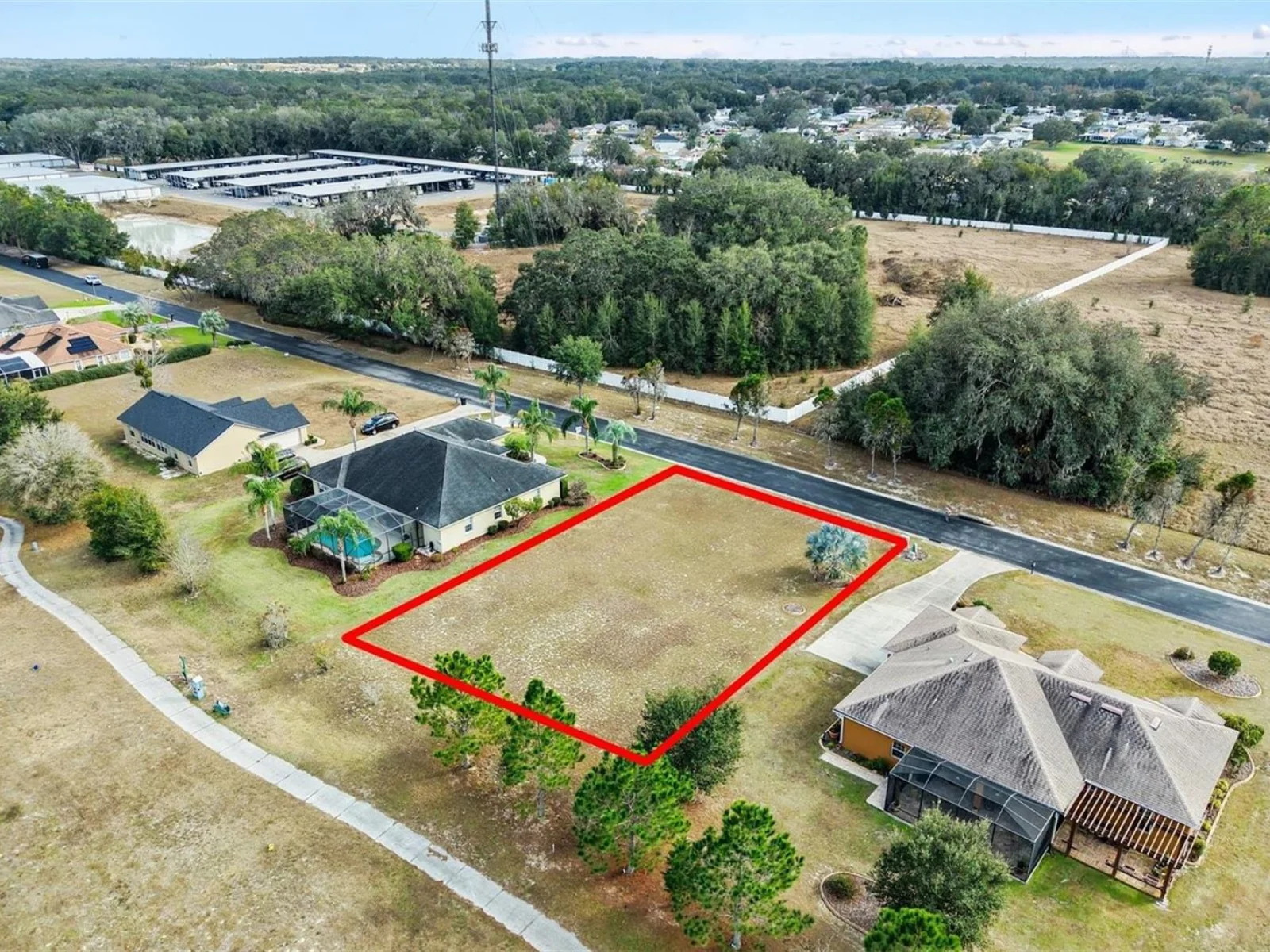 529 DOWLING CIR, LADY LAKE, FL — photo 10