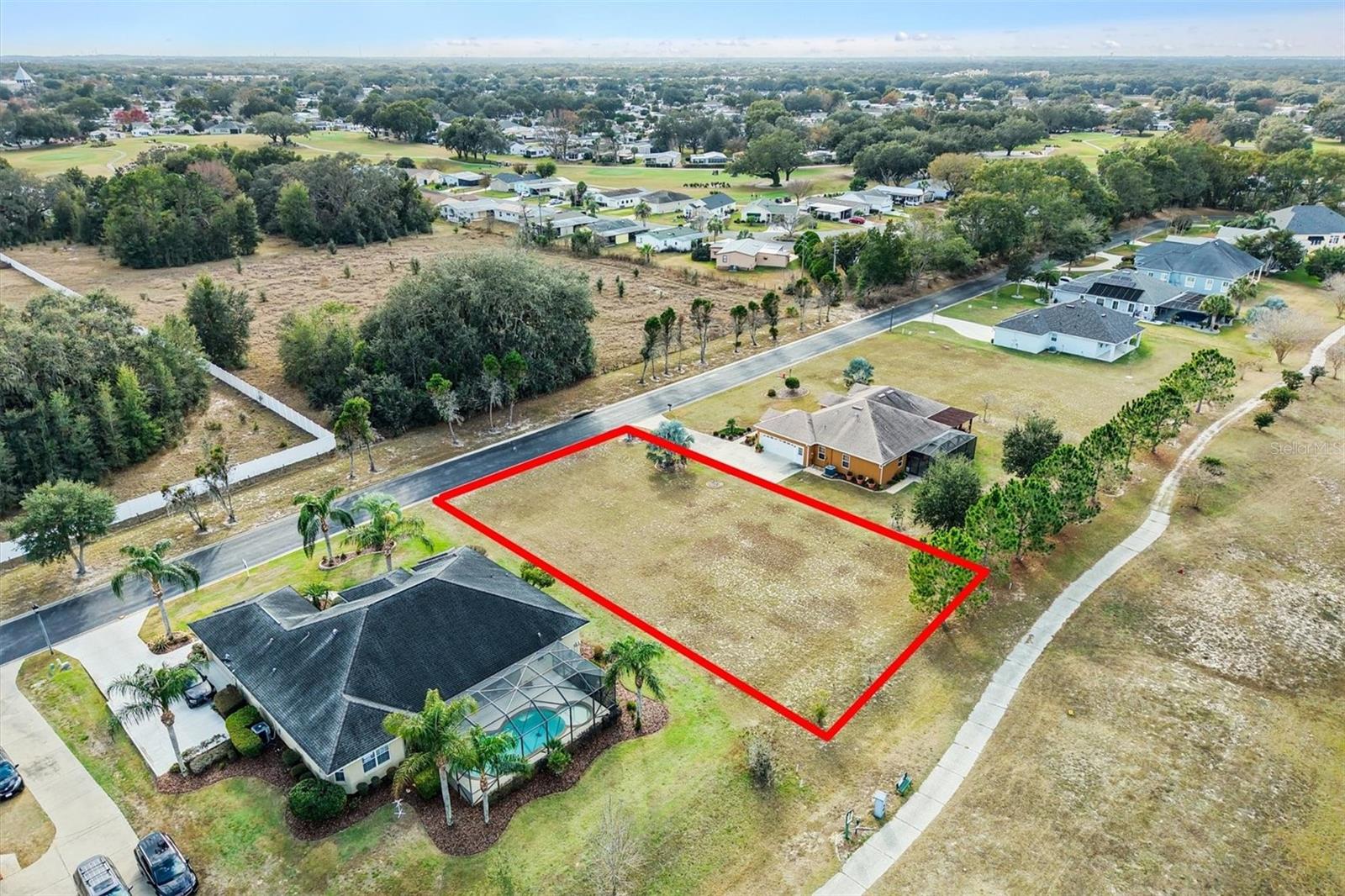 529 DOWLING CIR, LADY LAKE, FL — photo 12
