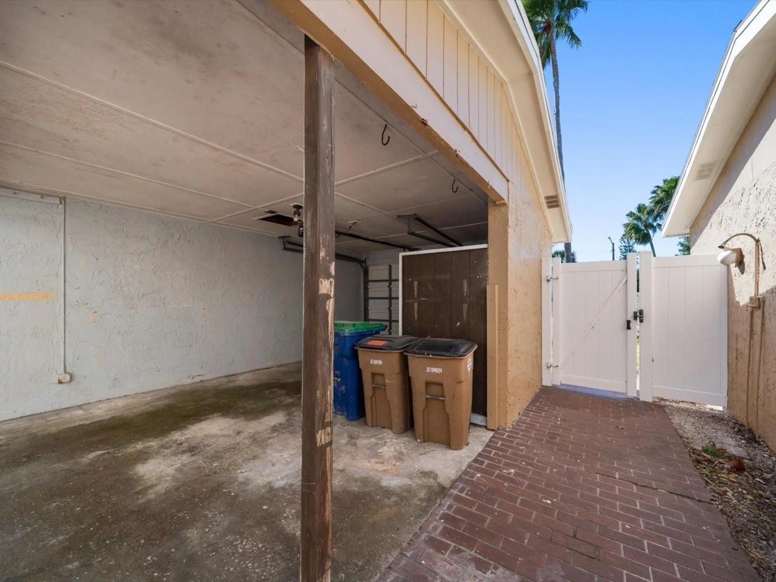 829 E GULF BLVD #107, INDIAN ROCKS BEACH, FL — photo 24