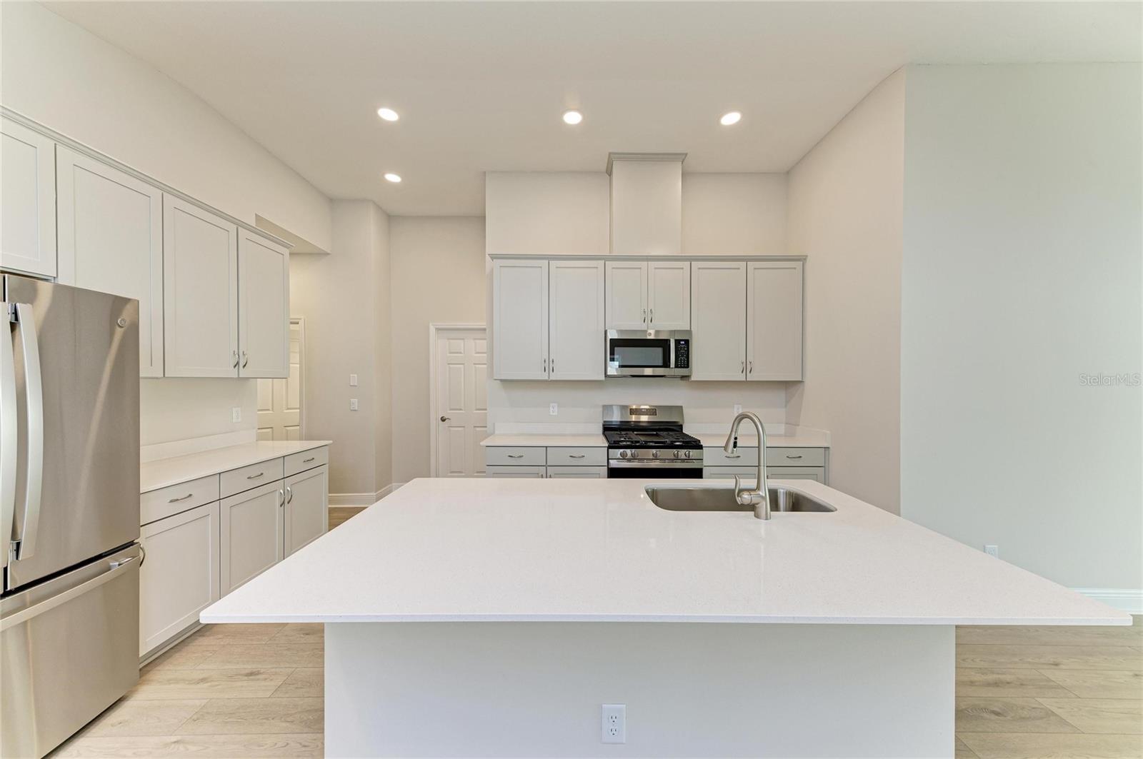 12374 OAK  HILL WAY, PARRISH, FL — photo 15