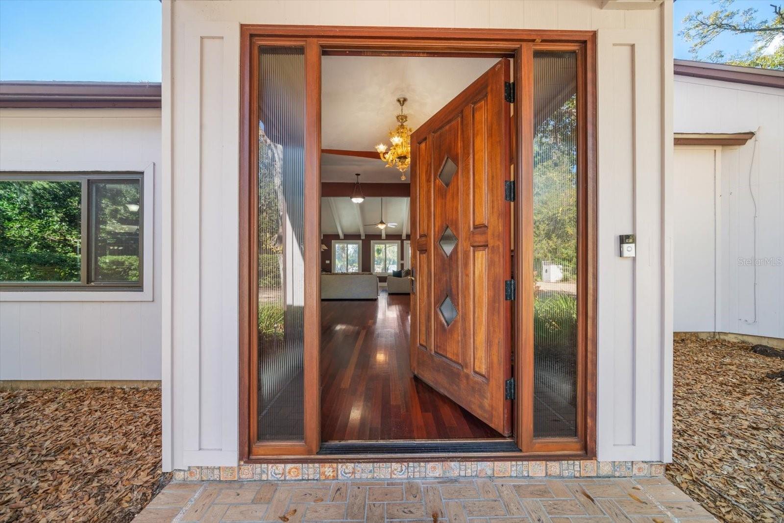 2402 PINE HAMMOCK, CLEARWATER, FL — photo 8