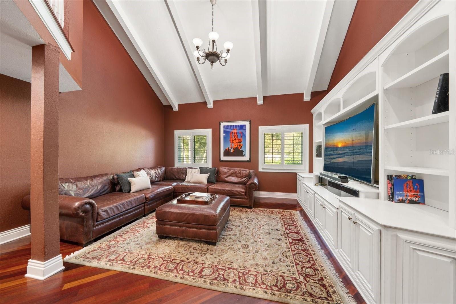 2402 PINE HAMMOCK, CLEARWATER, FL — photo 17