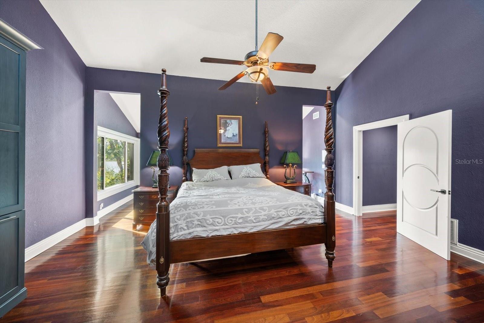 2402 PINE HAMMOCK, CLEARWATER, FL — photo 38
