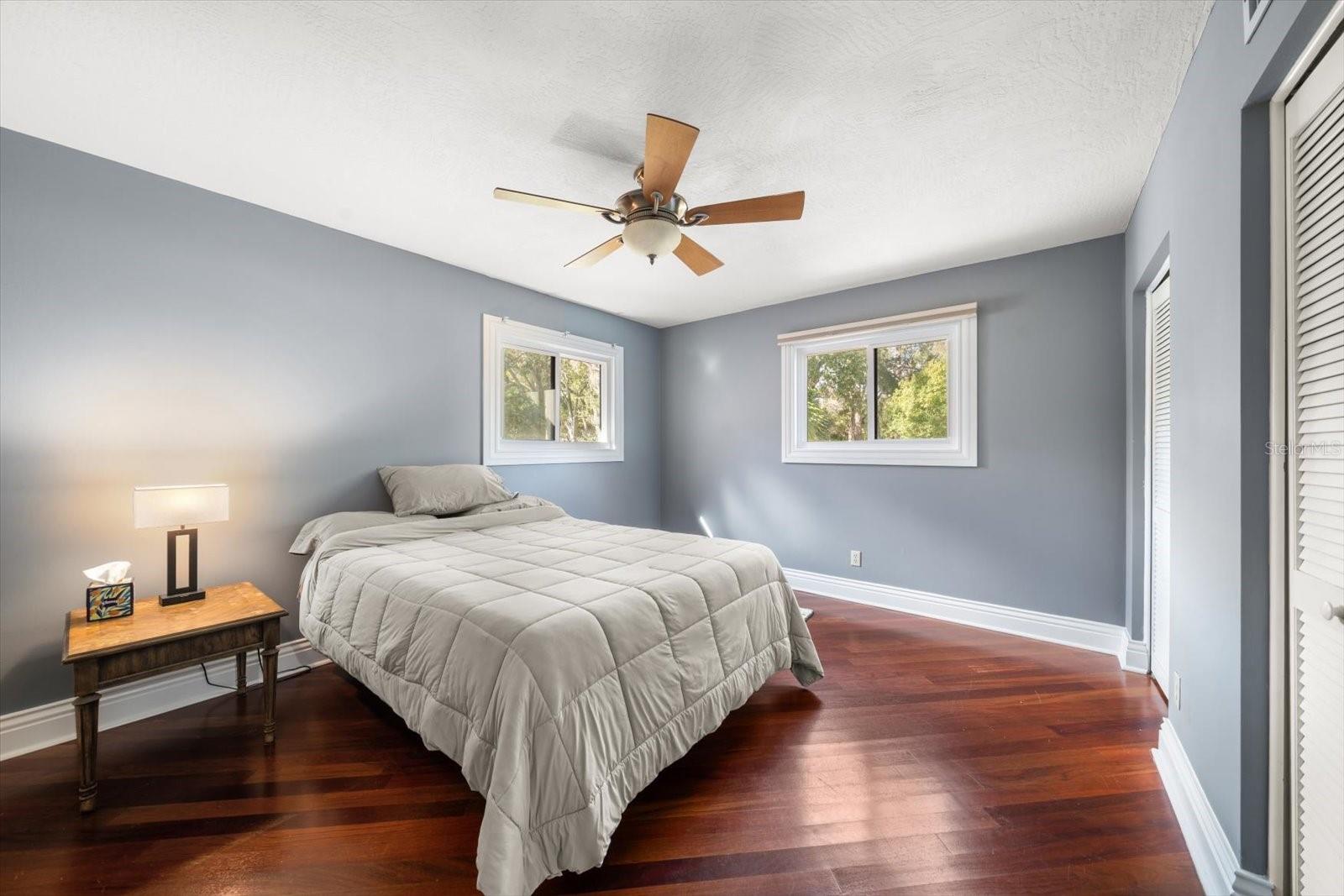 2402 PINE HAMMOCK, CLEARWATER, FL — photo 47